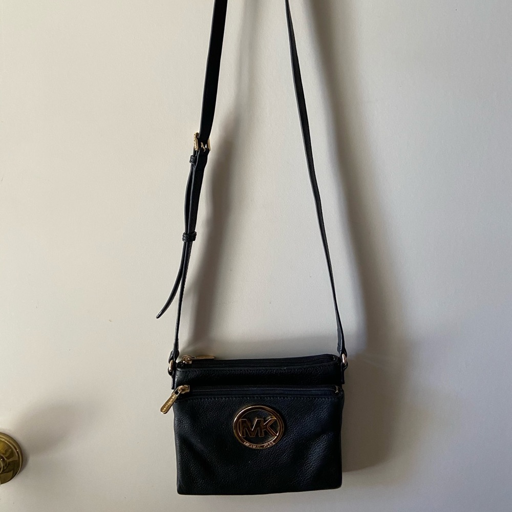 Authentic Michael Kors crossbody